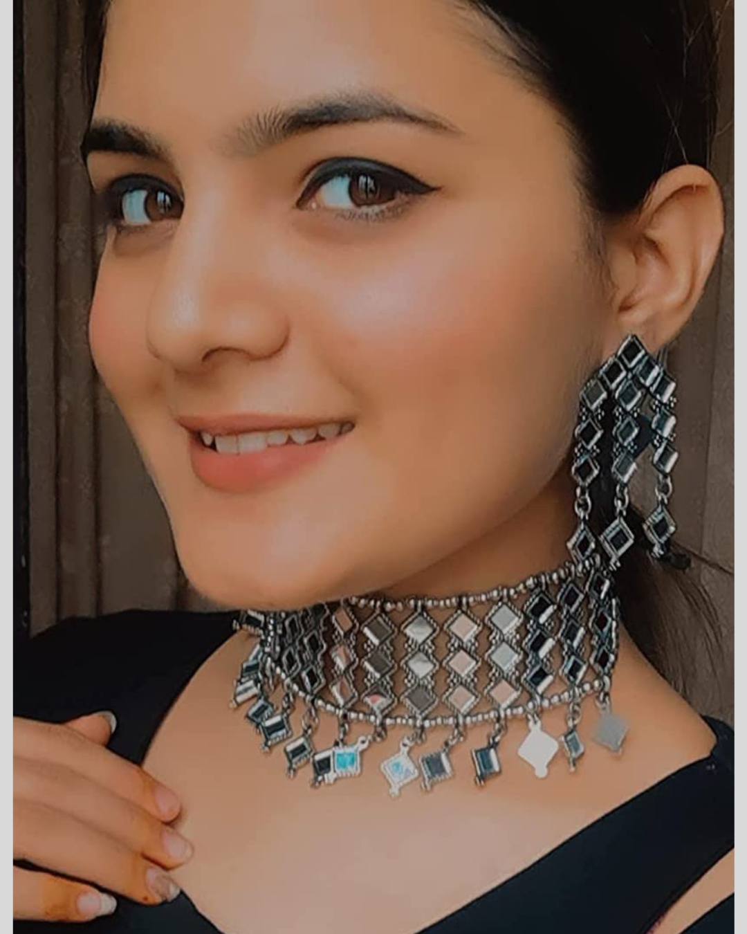 Traditional Jewellery Set Vembley