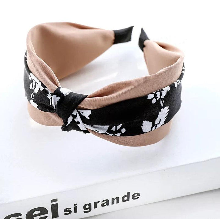 Vembley Attractive Coffee Plastic Elora Hairband For Women and Girls