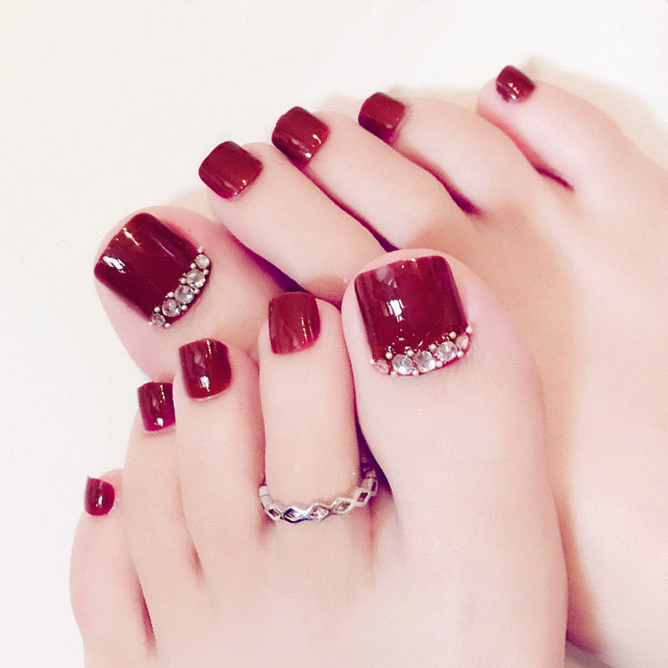 Vembley Set of 24 Artificial Reusable Toe Nails in Maroon Red colour With Glue And Stickers