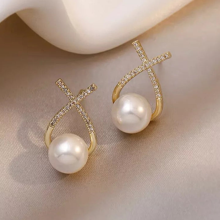 Vembley Elegant Pearl Drop Earrings with Sparkling Crystal Design Necklace for Women