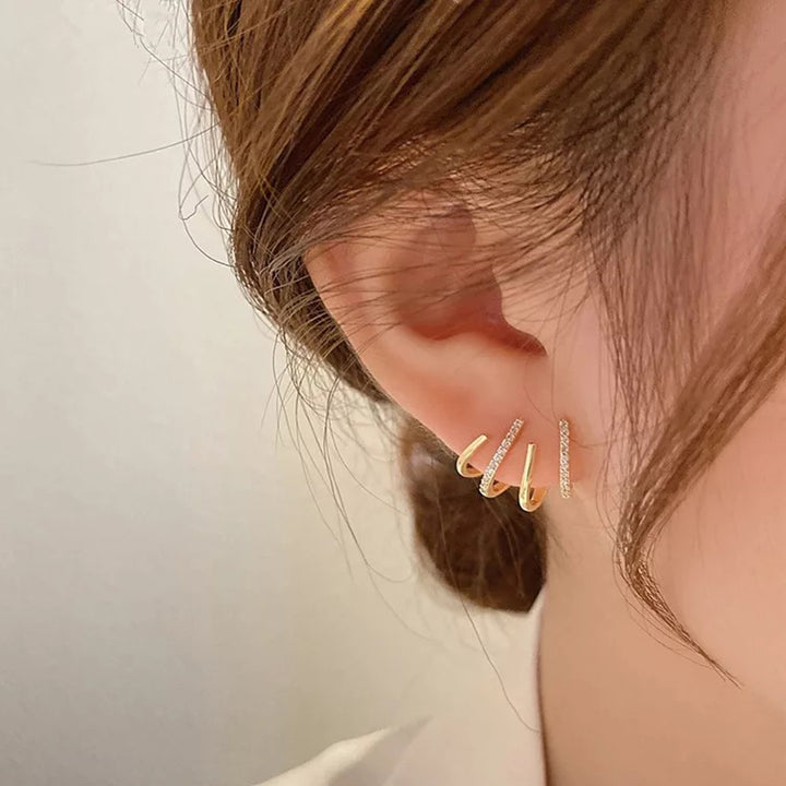 Vembley Elegant Daisy Pearl Ear Cuffs with Gold Finish for Trendy Daily and Party Wear