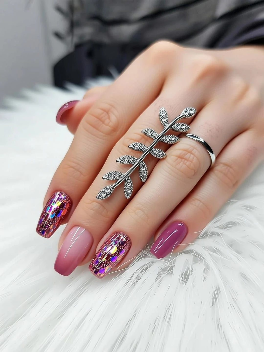 Vembley Plum Pink Ombre Glitter Shiny Accent Design Press-On Nails
