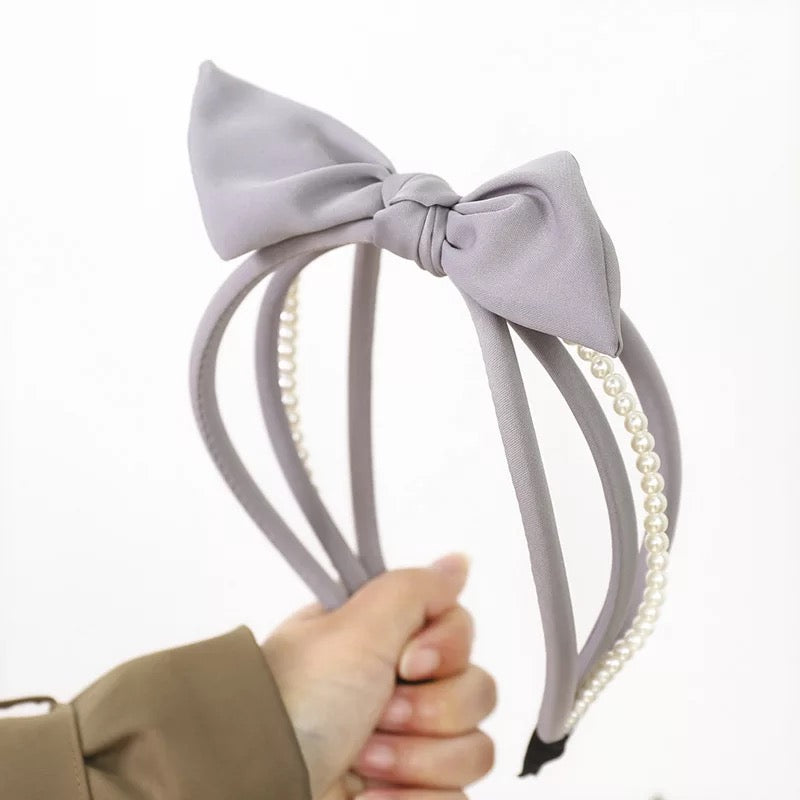 Vembley Stuning Poppy Grey Plastic Pearl Bow Hairband For Women and Girls