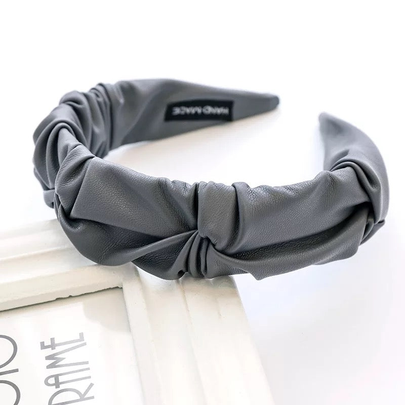 Vembley Pretty Grey Plastic Pastel Kinda Day Hairband For Women and Girls
