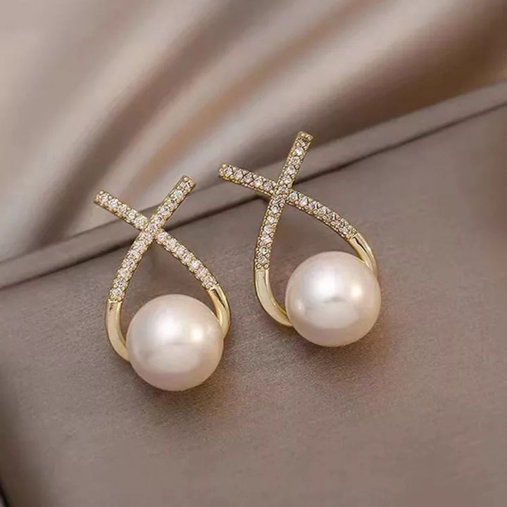 Diamond and Pearl Stud Korean Earrings 2 Pcs/Set