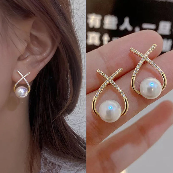 Diamond and Pearl Stud Korean Earrings 2 Pcs/Set