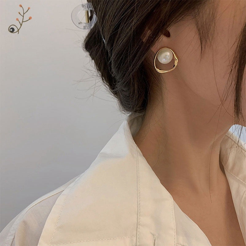 Irregular Geometric Pearl Hollow Stud Earrings