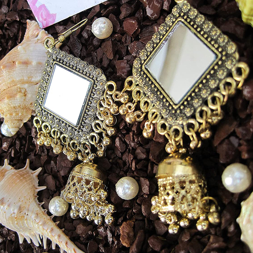 Combo of 2 Chandelier Square Mirror and Pearl Stud Earrings