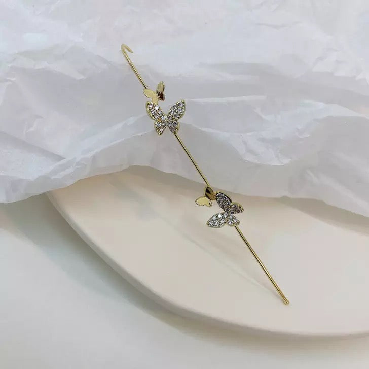 Pack Of 2 Zircon Studded Butterfly And Cross Ear Cuff