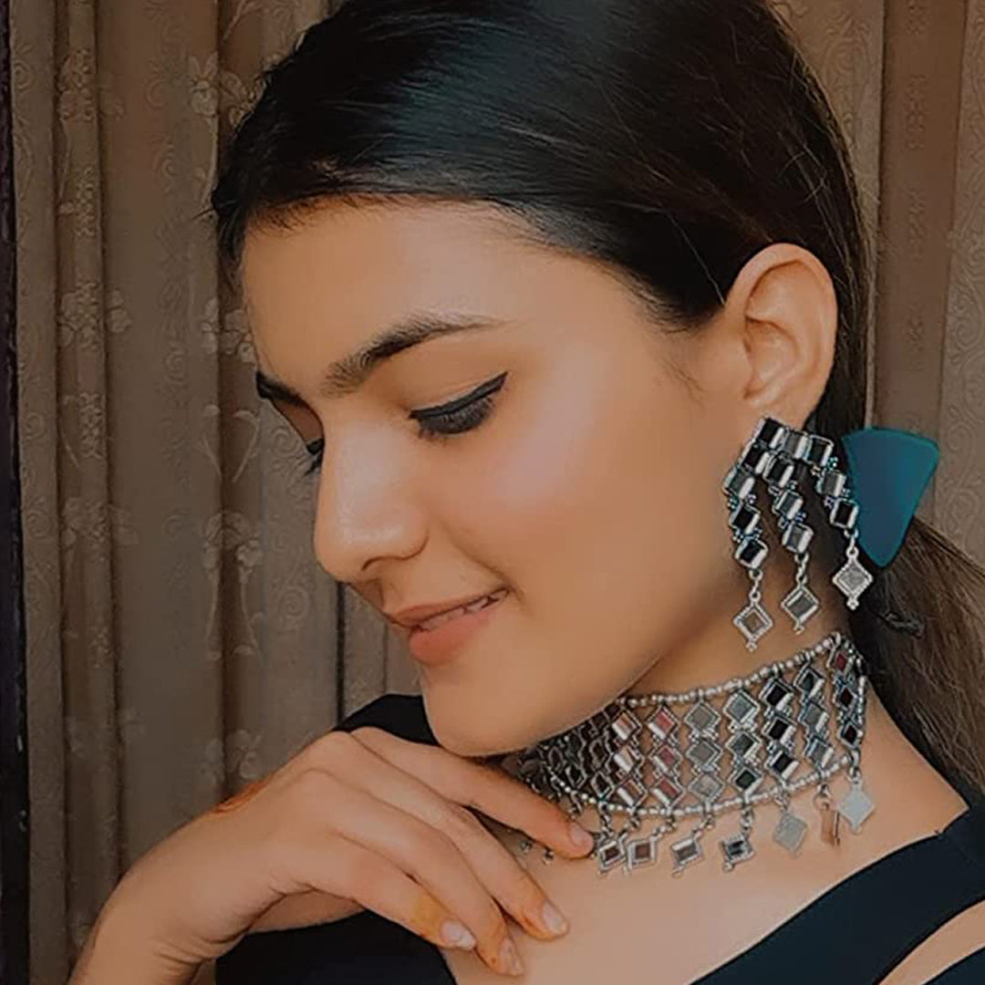 Silver Oxidized Western Mirror Choker With Earrings