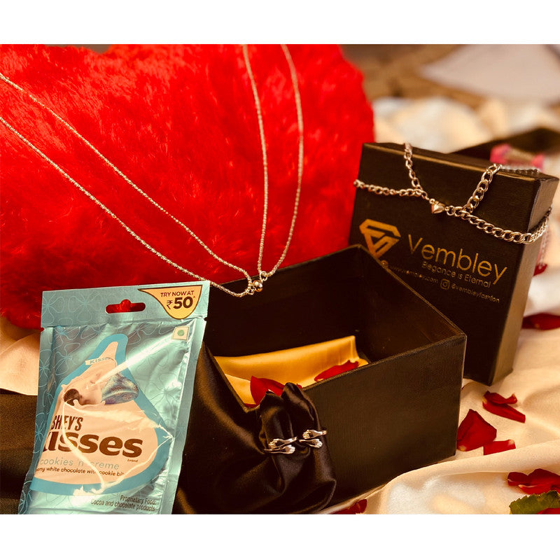 Gift Box of Couple Heart Bracelet, Ball Pendant and Hug Ring